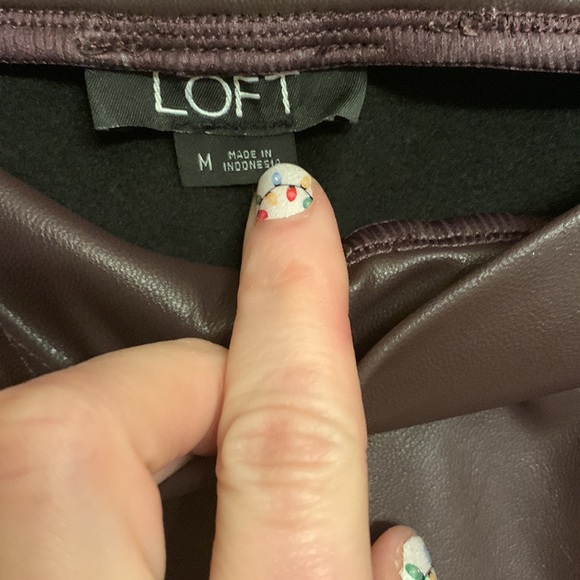 Pair of Loft pleather leather pants - Picture 2 of 6